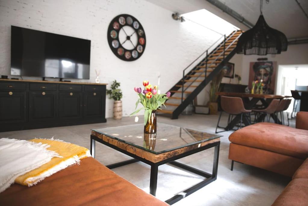 Beautiful Design 2 Bedroom Loft Mertert ภายนอก รูปภาพ